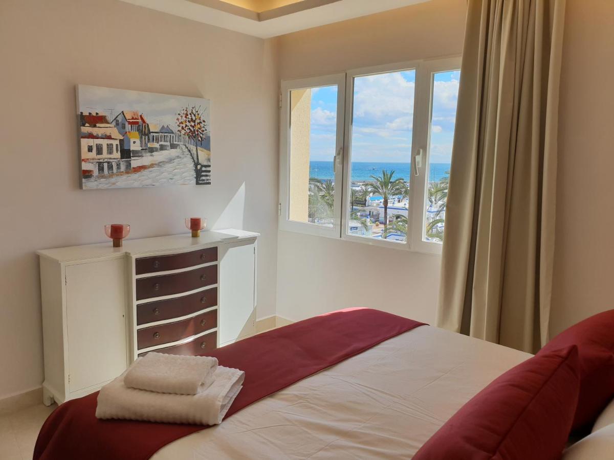 Fantastic Apartment In Front Of The Sea & Marina 埃斯特波纳 外观 照片
