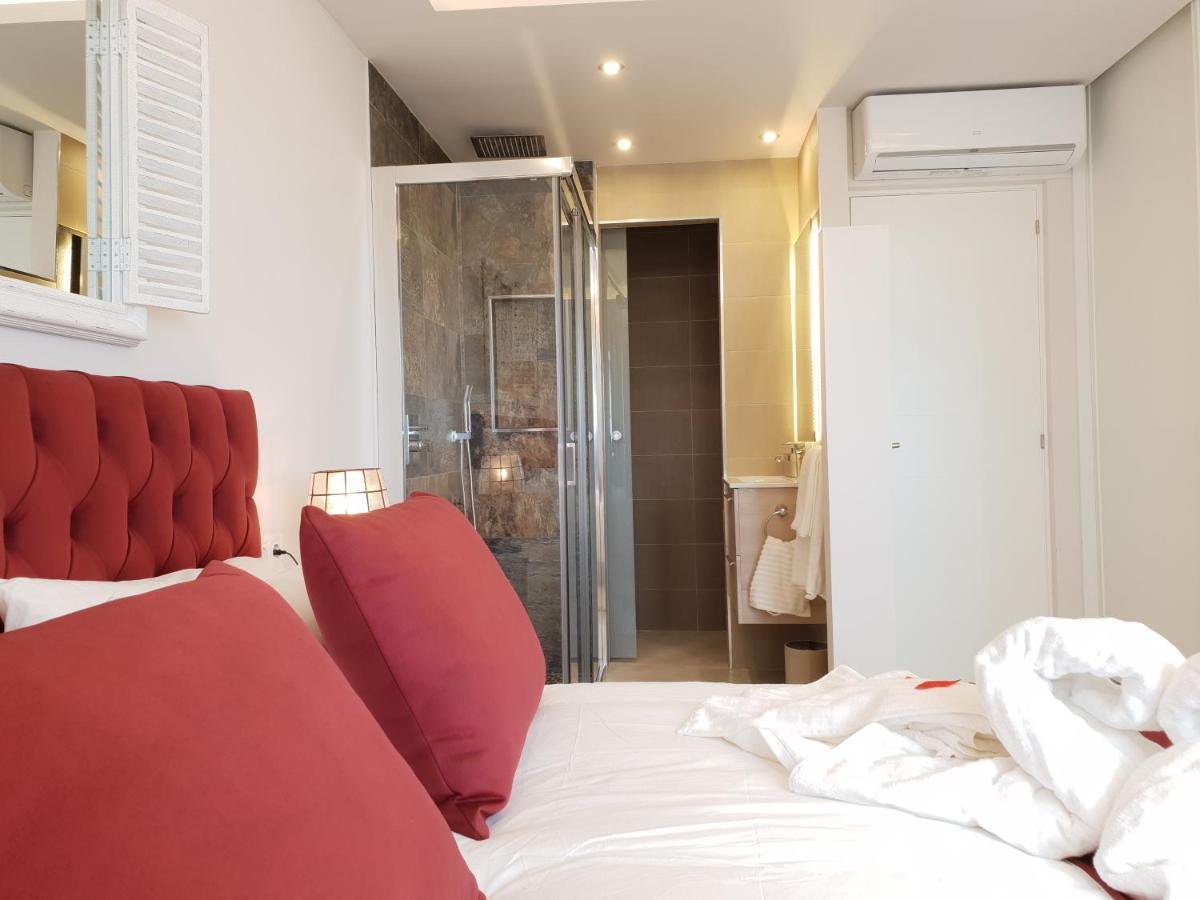 Fantastic Apartment In Front Of The Sea & Marina 埃斯特波纳 外观 照片