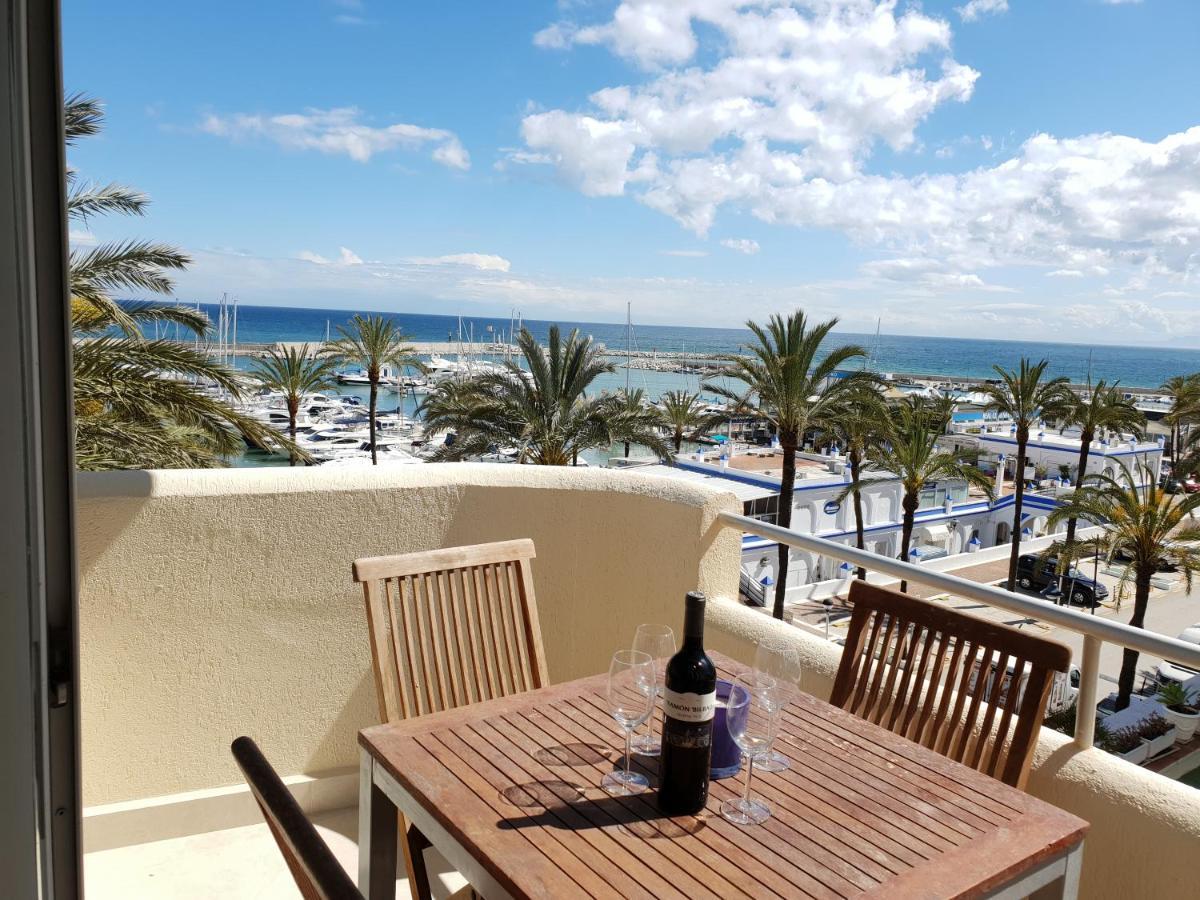 Fantastic Apartment In Front Of The Sea & Marina 埃斯特波纳 外观 照片