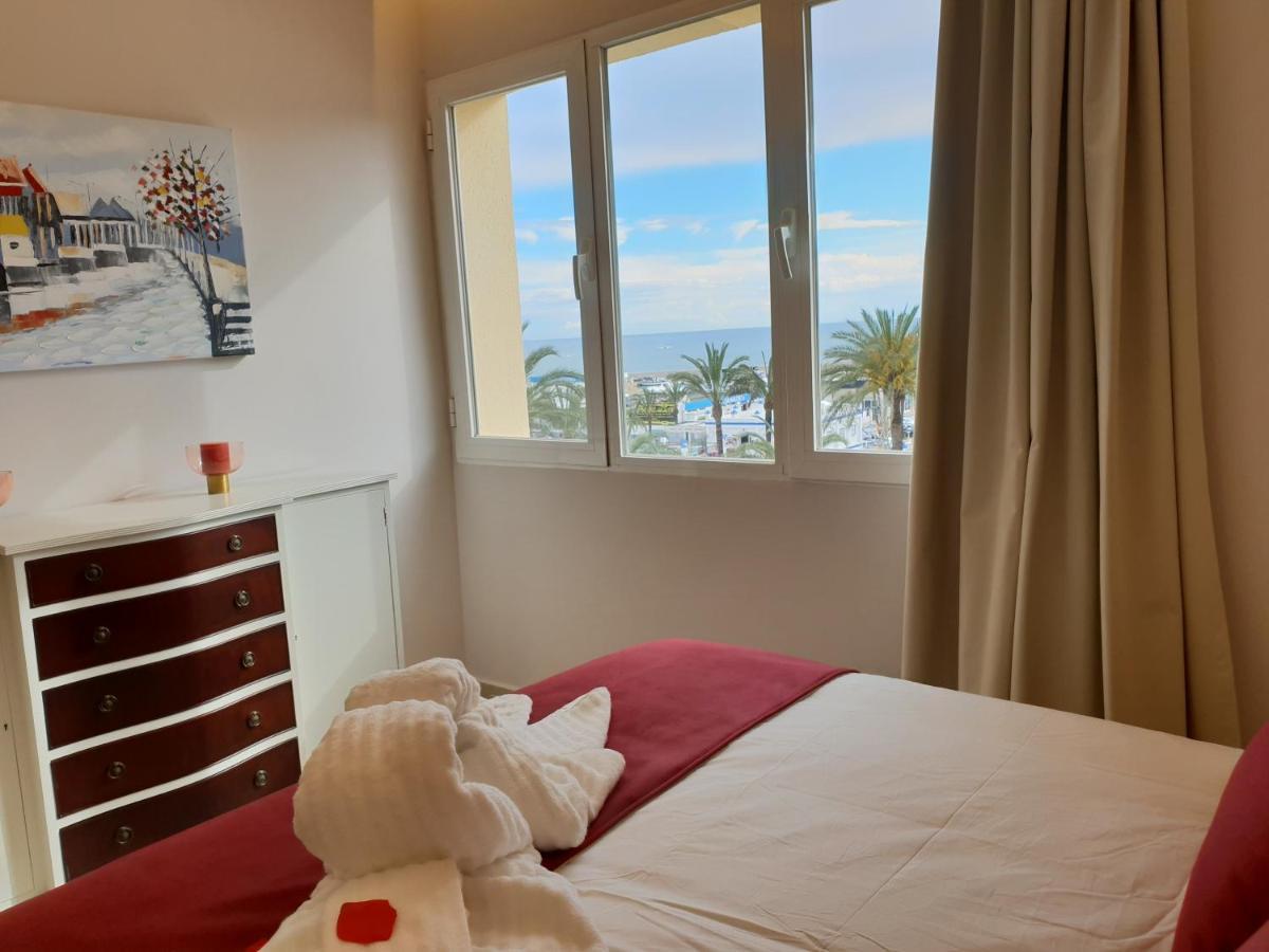 Fantastic Apartment In Front Of The Sea & Marina 埃斯特波纳 外观 照片