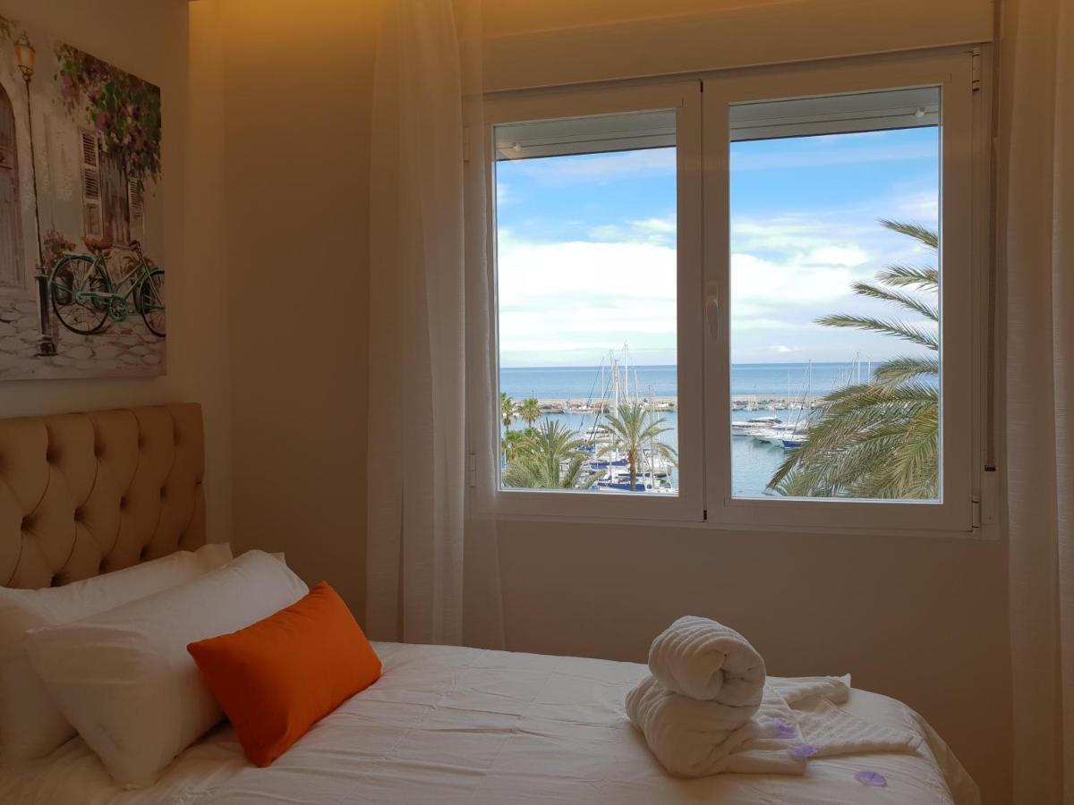 Fantastic Apartment In Front Of The Sea & Marina 埃斯特波纳 外观 照片